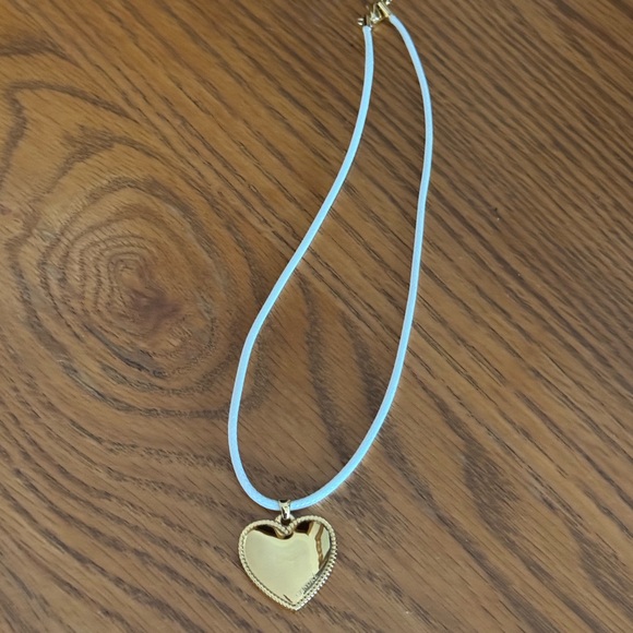 Cendre Co Australian Jewelry Belle Heart Pendant White Necklace - Picture 5 of 11